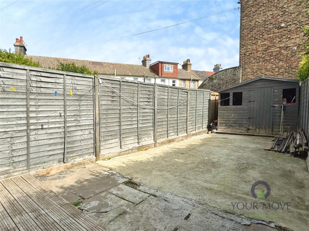 House in Eastbourne, Seaside, Bridgemere - View 3