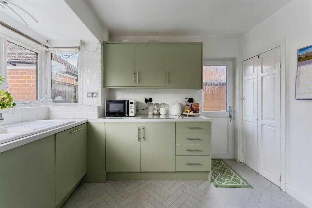 House in Prenton, Noctorum - View 5