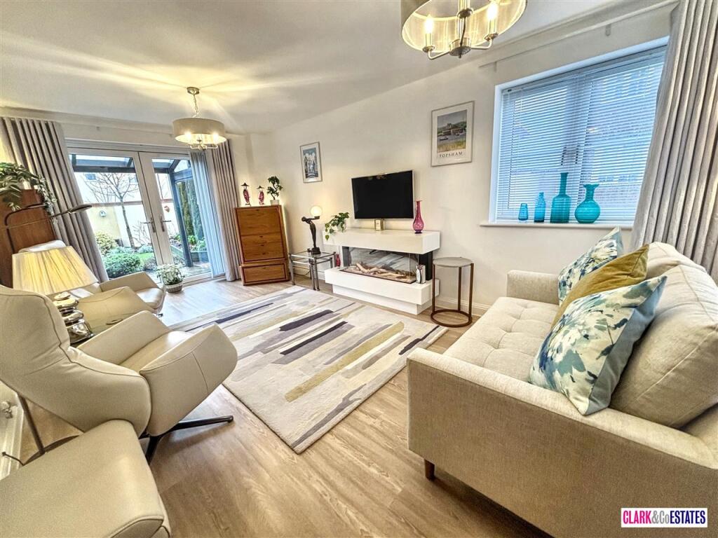 House in Exeter, Topsham - View 3