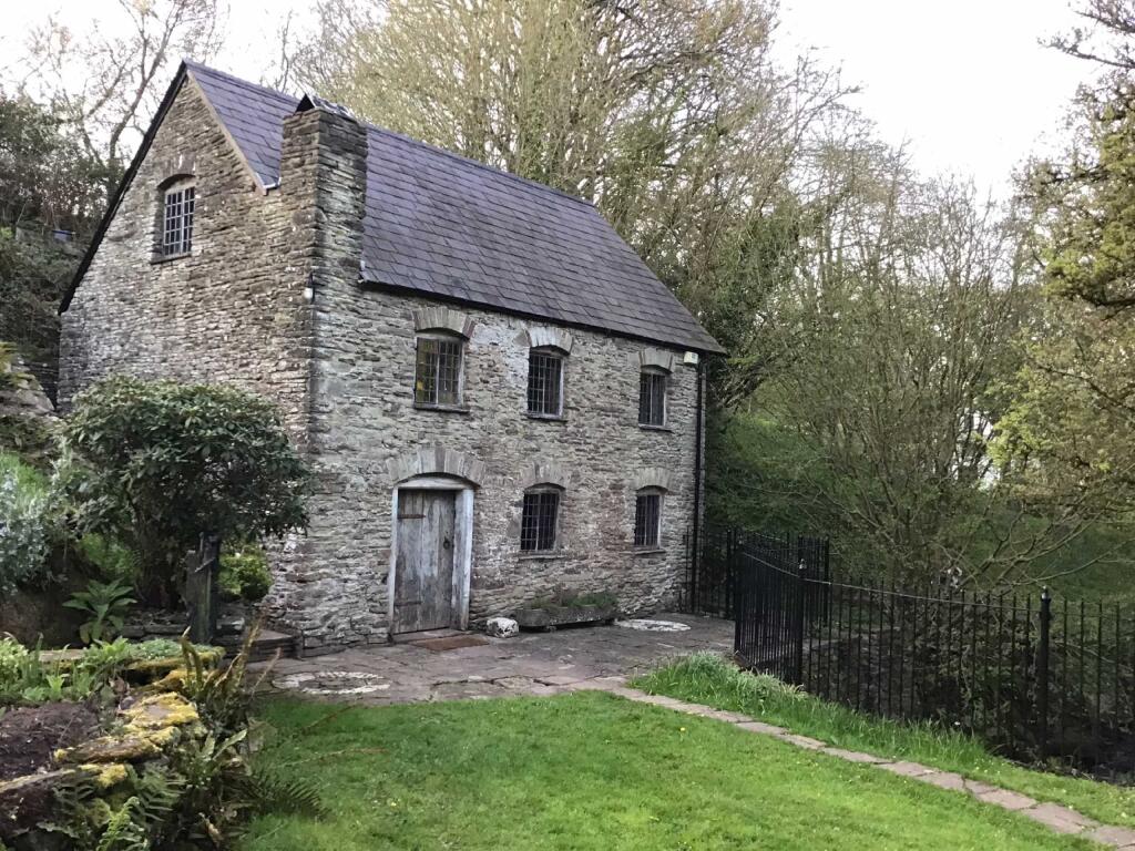 Main image of property: Nant Y Banw Lane, Usk, Llantrisant