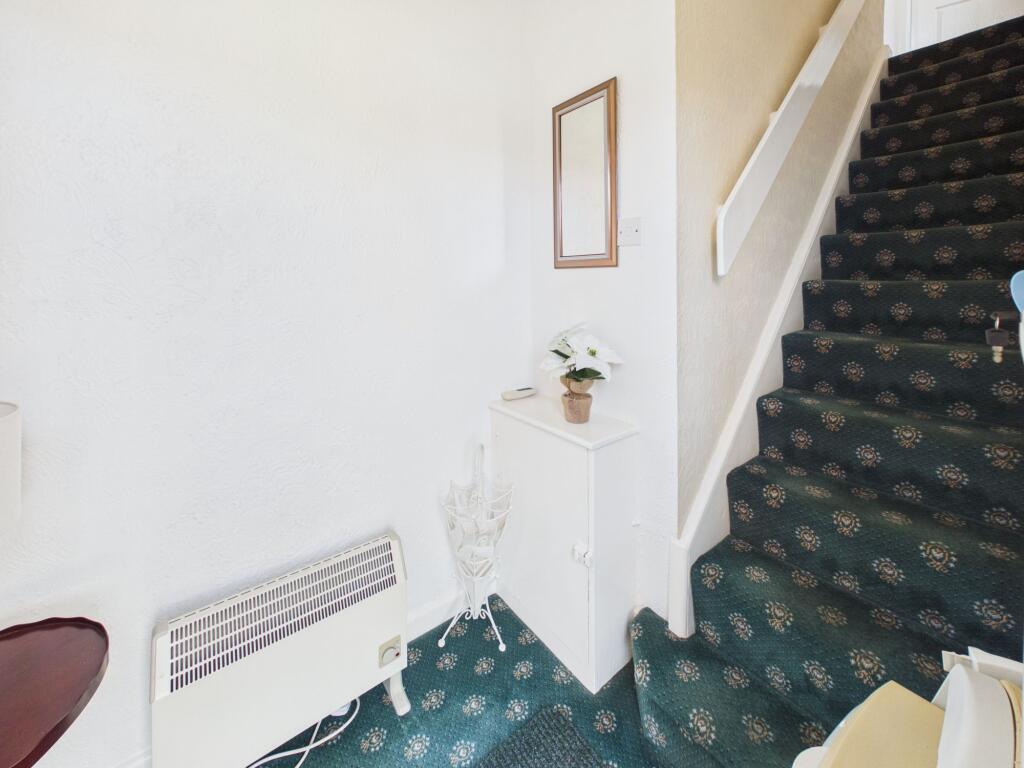 Rothwell Drive, Aughton, L39 photo 2