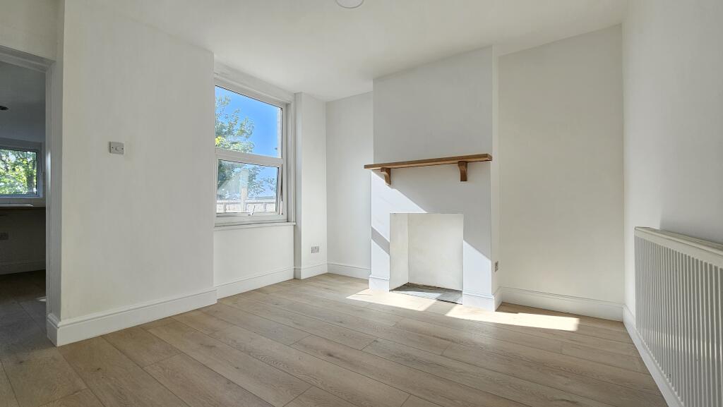 Main image of property: West View Road, Dartford, DA1
