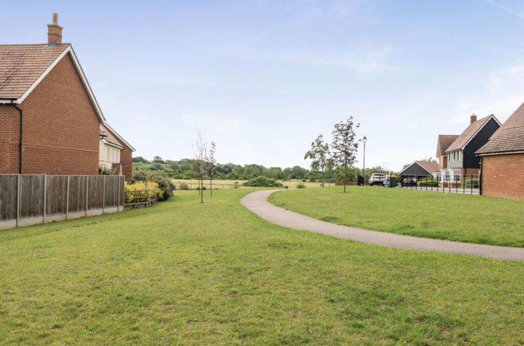 House in Great Denham, Bedford - View 4