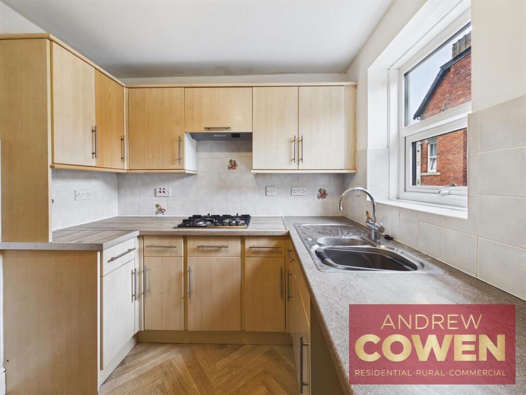 Apartment in York - View 3