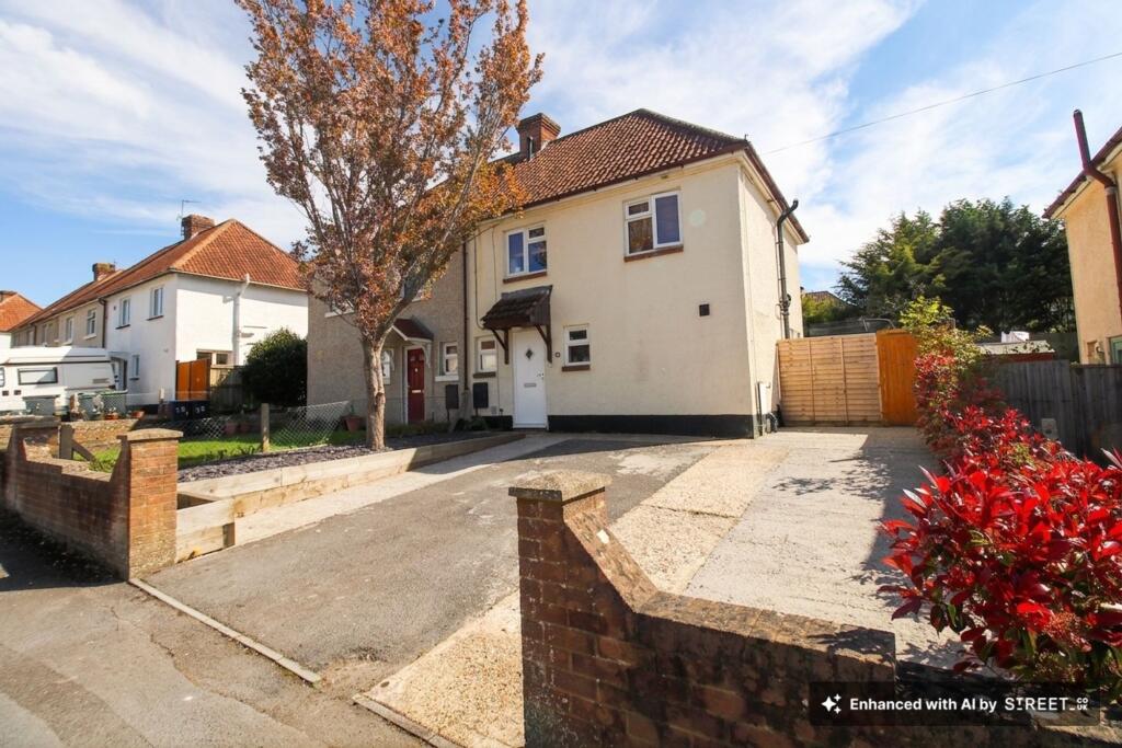 3-bed semi-detached on Fairfield Road, Salisbury, SP1, £340,000
