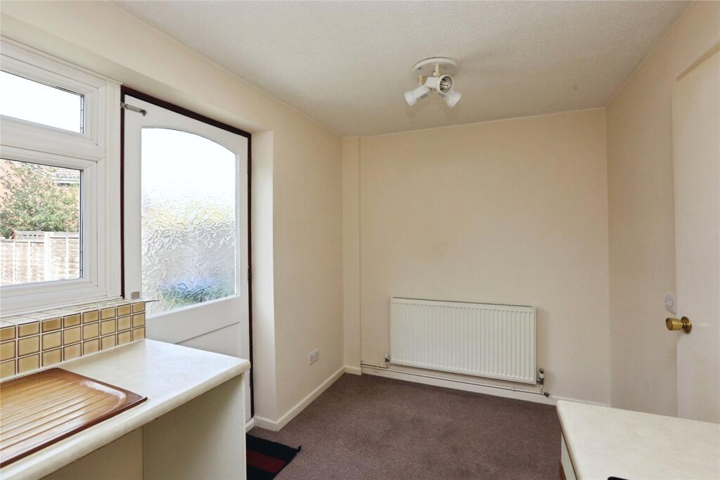 House in Southampton - More