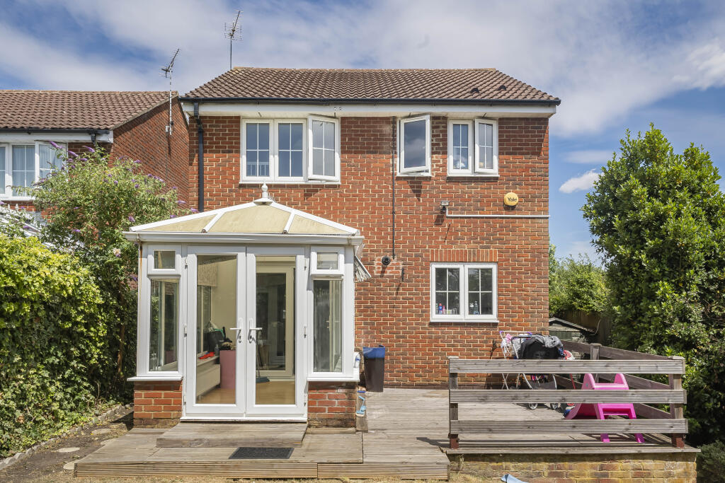 Additional image 12 of Digswell Rise, Welwyn Garden City, Hertfordshire, AL8