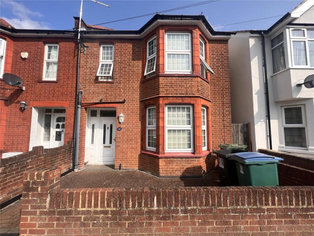 Main image of property: Queens Avenue, Watford, Hertfordshire, WD18