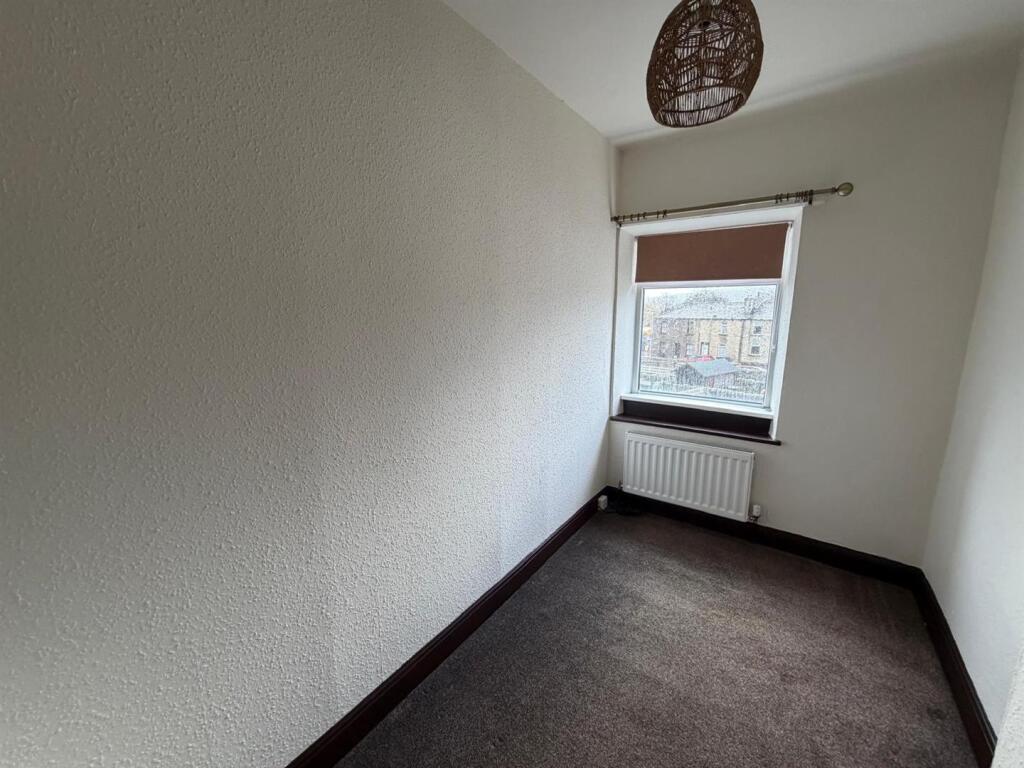 Additional image 11 of Albert Square, Silsden