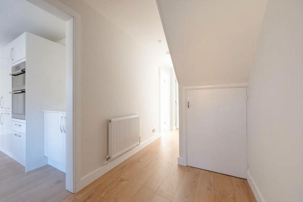 House in Eastbourne, East Sussex - More