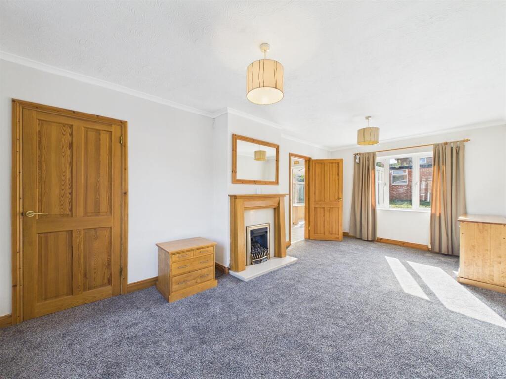 Main image of property: 31 Baddesley Road B92 7LP