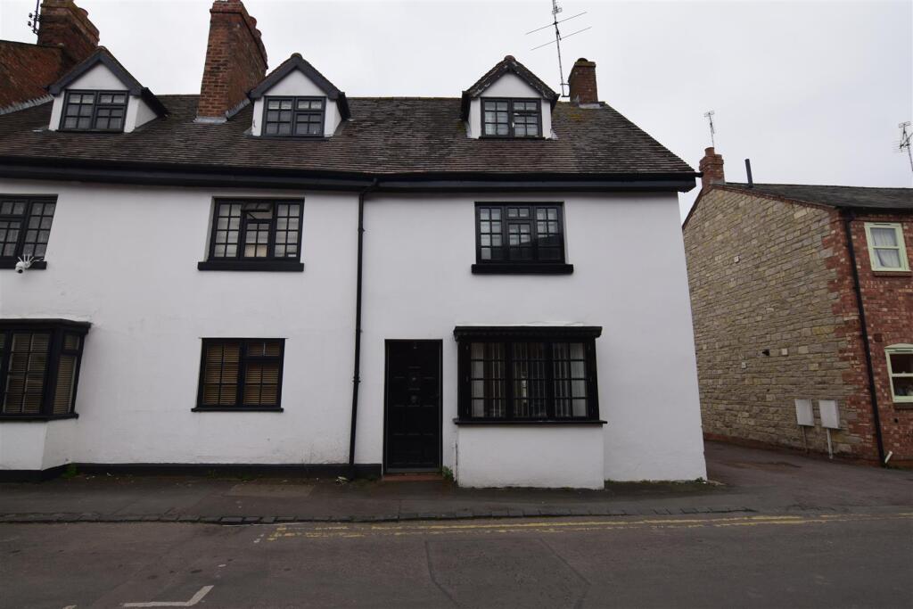 Main image of property: Bull Street, Southam
