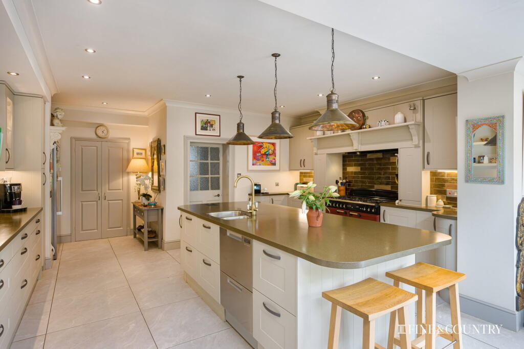 House in Peterborough - View 5