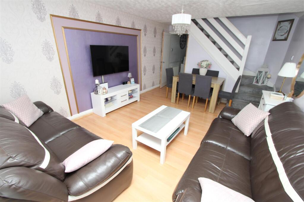Arnford Close, off Otley Road, Bradford photo 5