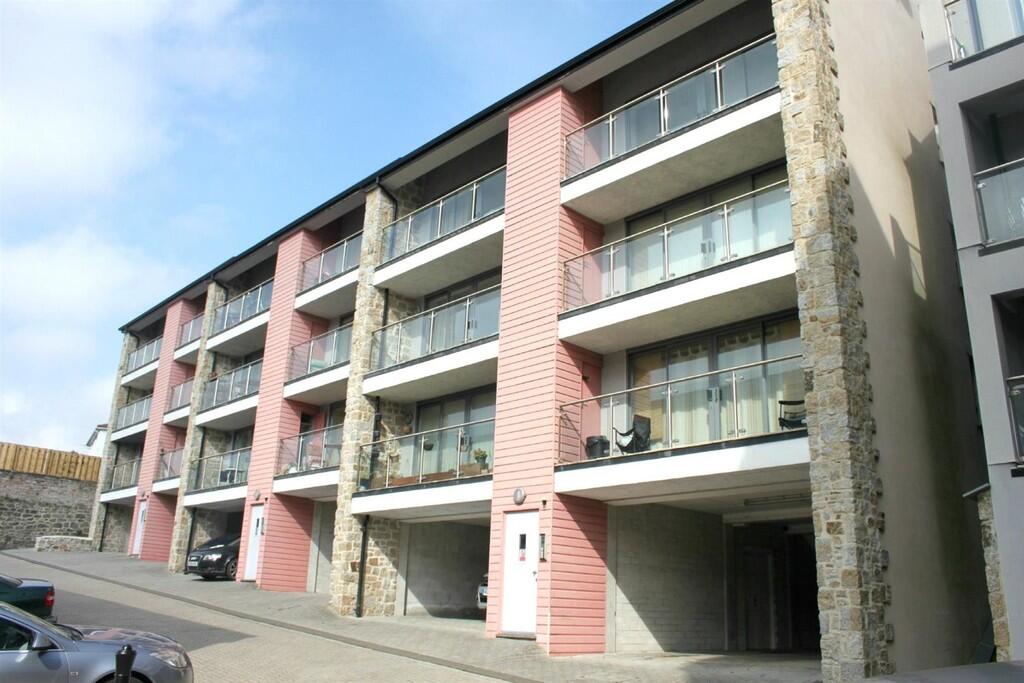 Main image of property: Anchor Terrace, Penryn