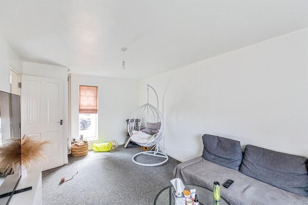 House in Northampton - View 5