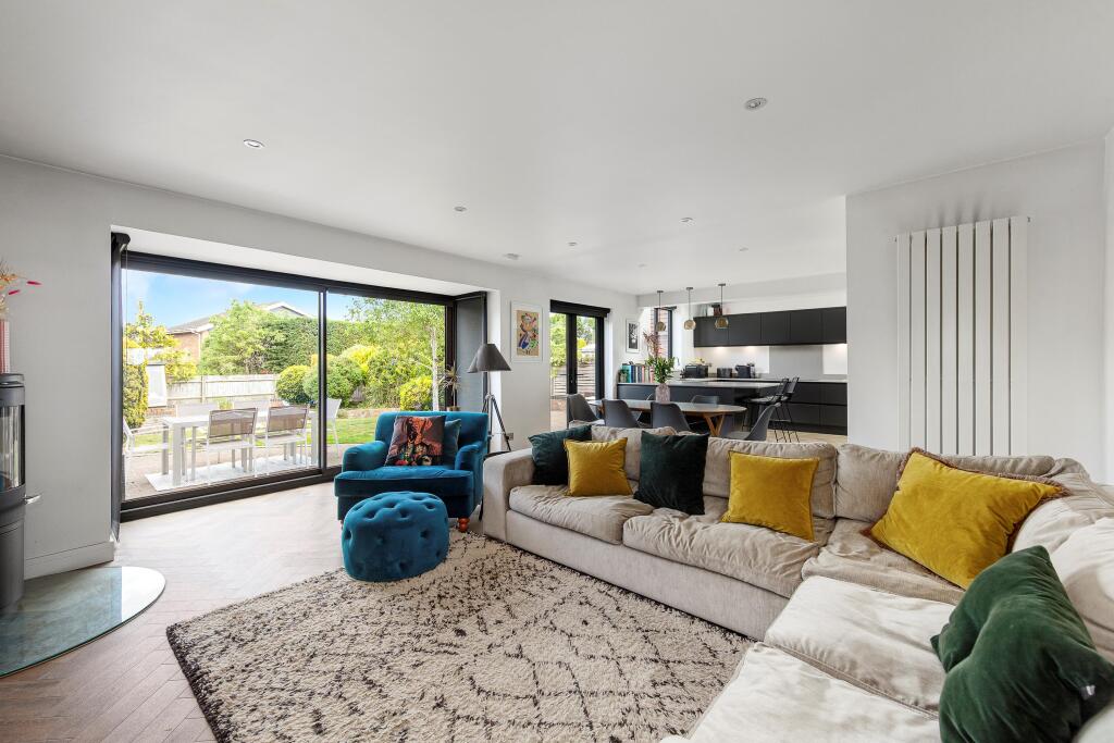 House in Sevenoaks, Chevening - View 2