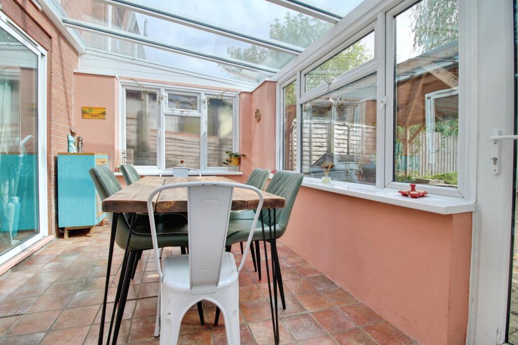 House in Swindon - View 5