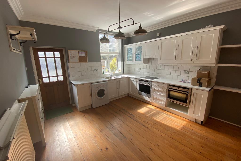 House in Sheffield, Meersbrook Bank, Nether Edge - View 2