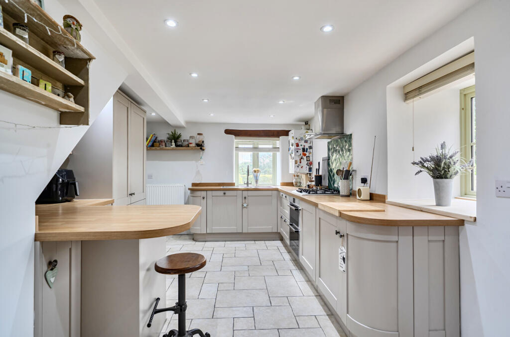 House in Swindon, Stanton Fitzwarren - View 5