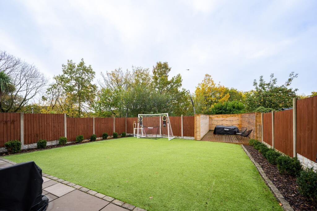 Beechwood, Skelmersdale, WN8 photo 4