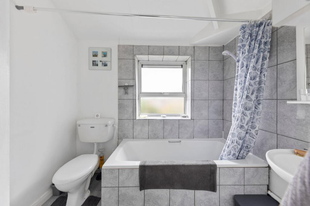House in Warrington, Whitecross, Bewsey - View 5