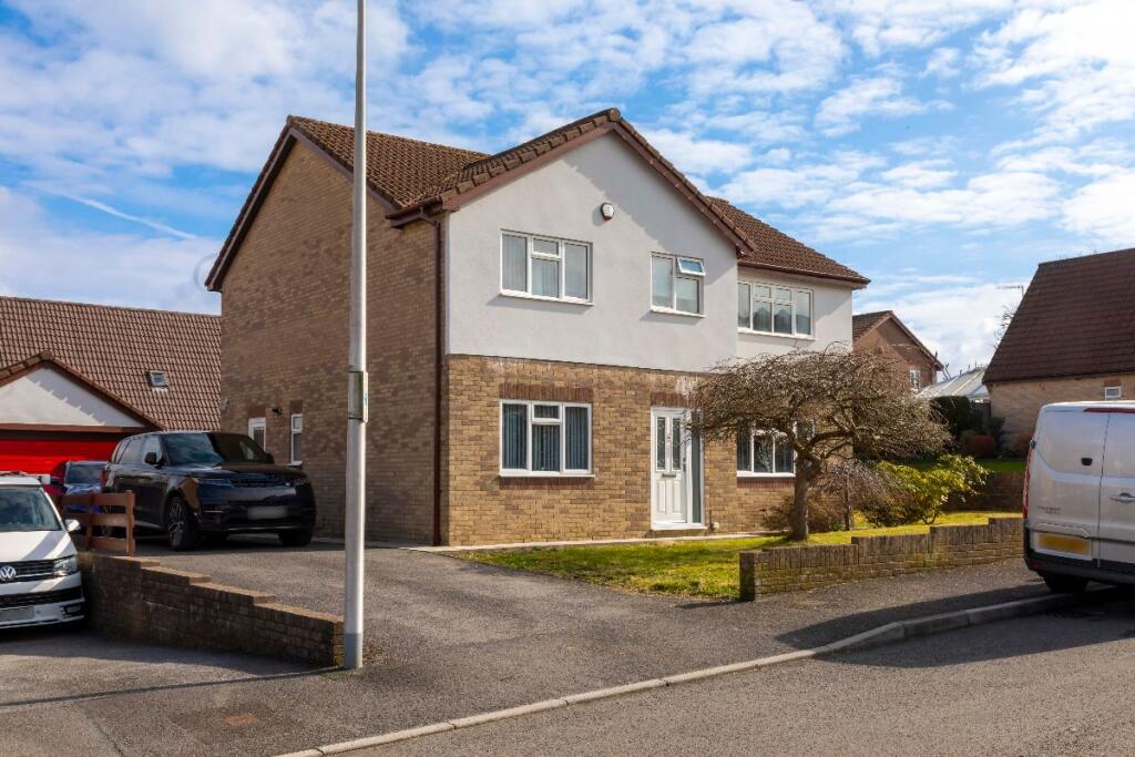 Main image of property: The Hollies, Quakers Yard, Treharris