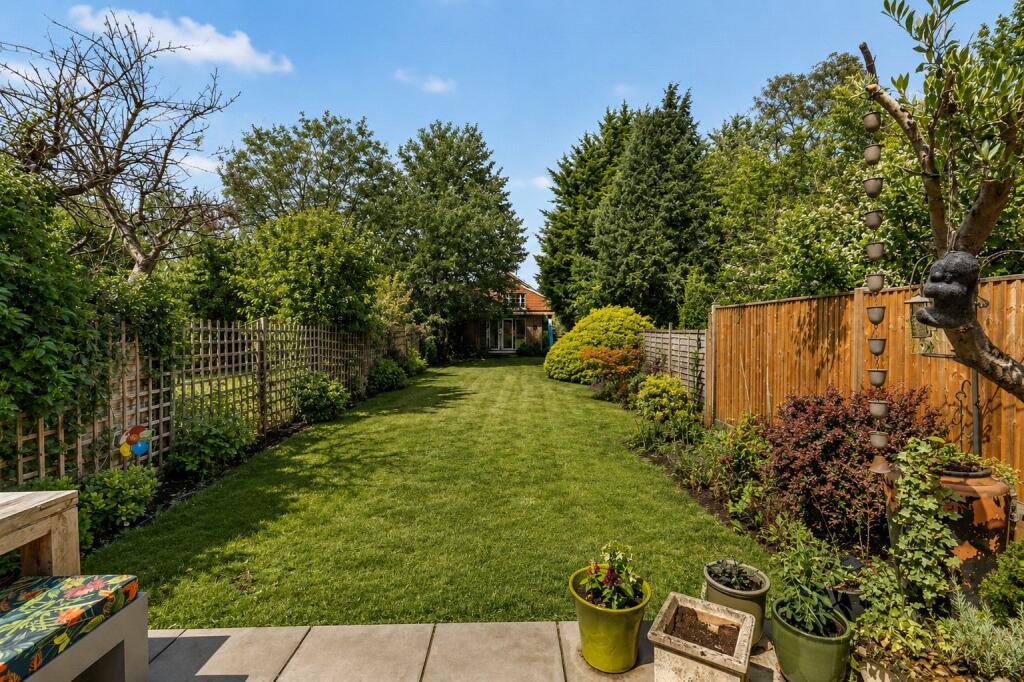Victoria Road, Ascot, Berkshire, SL5 photo 2