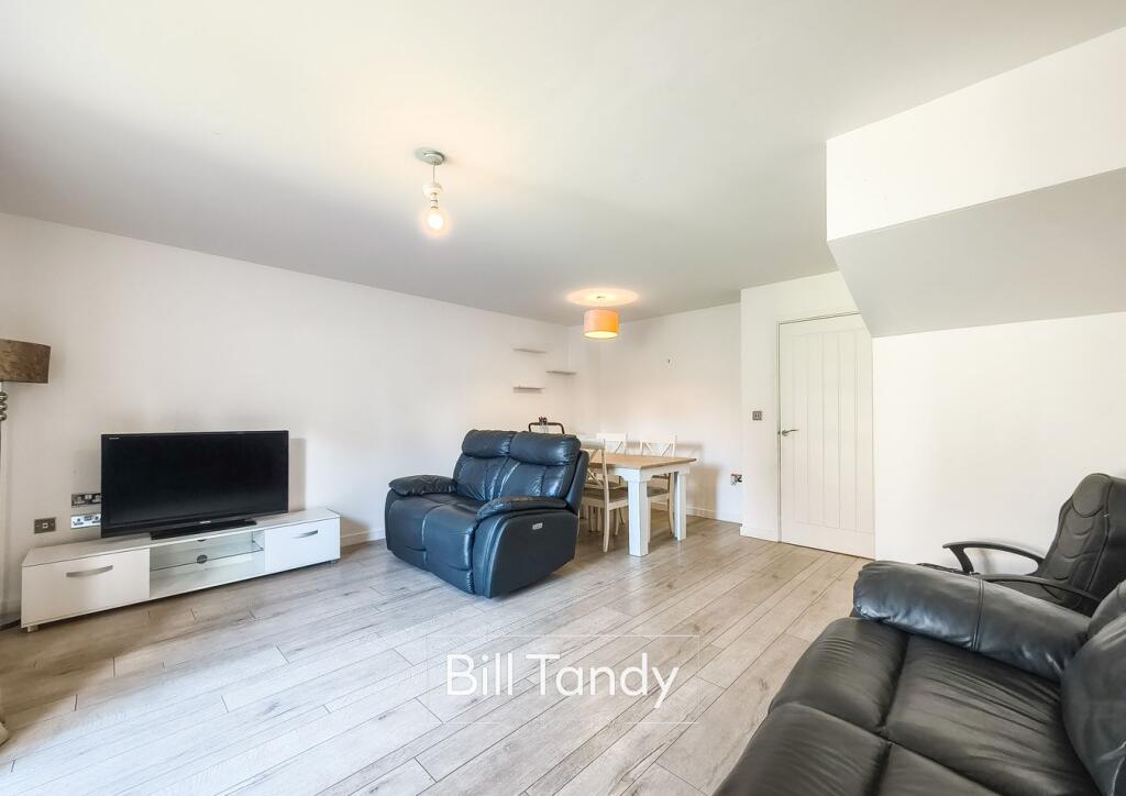 House in Lichfield, Streethay - View 4