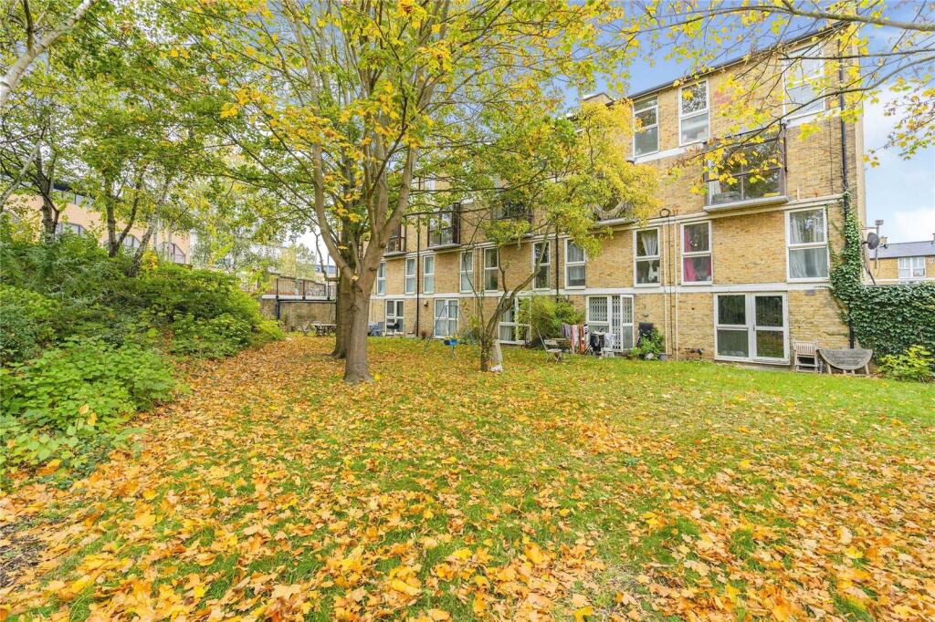 Main image of property: Amblecote House, East Road, Cambridge, Cambridgeshire, CB1