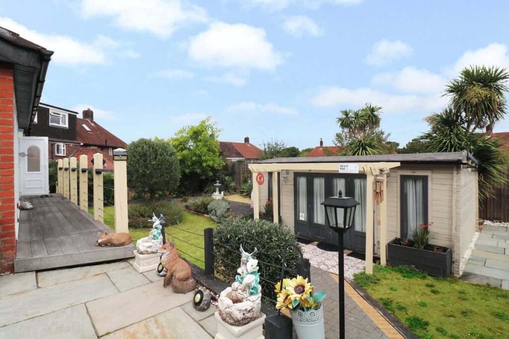 House in Southampton, Chartwell Green, West End - View 3