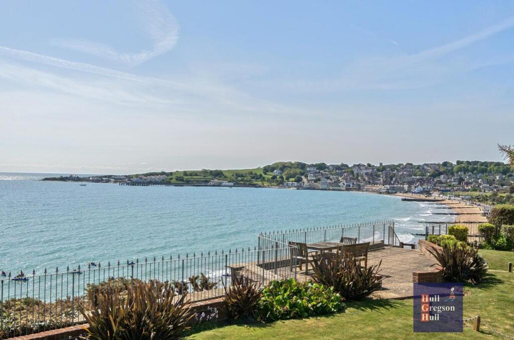 Main image of property: 3 Seascapes, Highcliffe Road