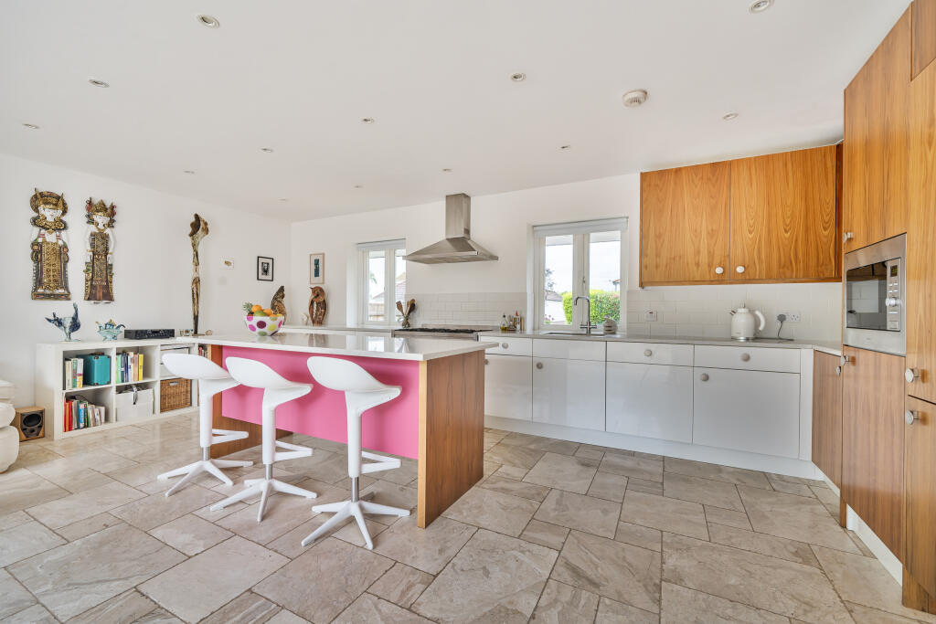House in Bristol, Golden Hill, Henleaze - More