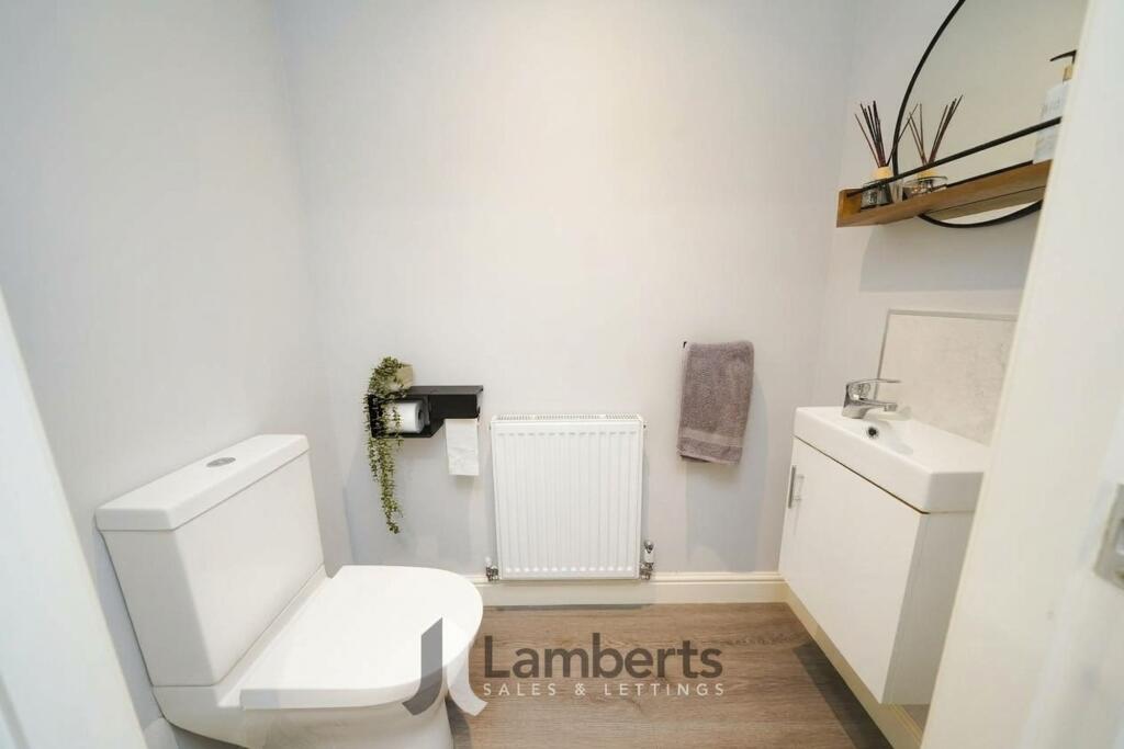 South Court, Alcester, B49 photo 5
