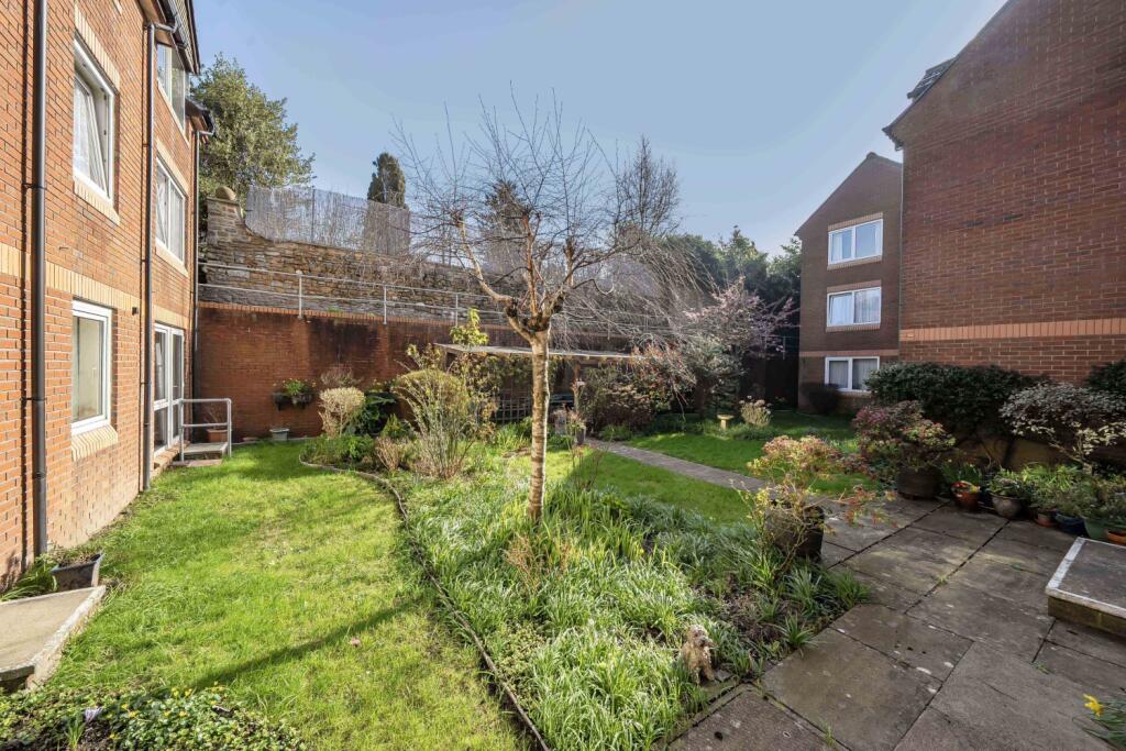 Additional image 10 of Flat 39 Homecanton House, Carrington Way, Wincanton