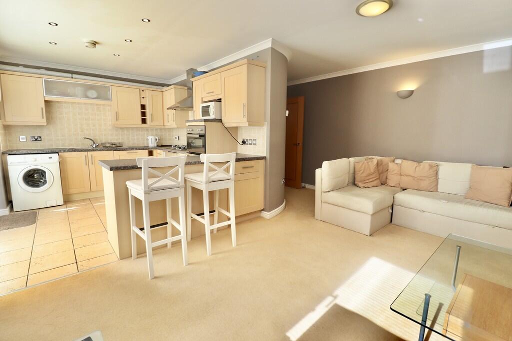 25 Marine Point Apartments photo 2