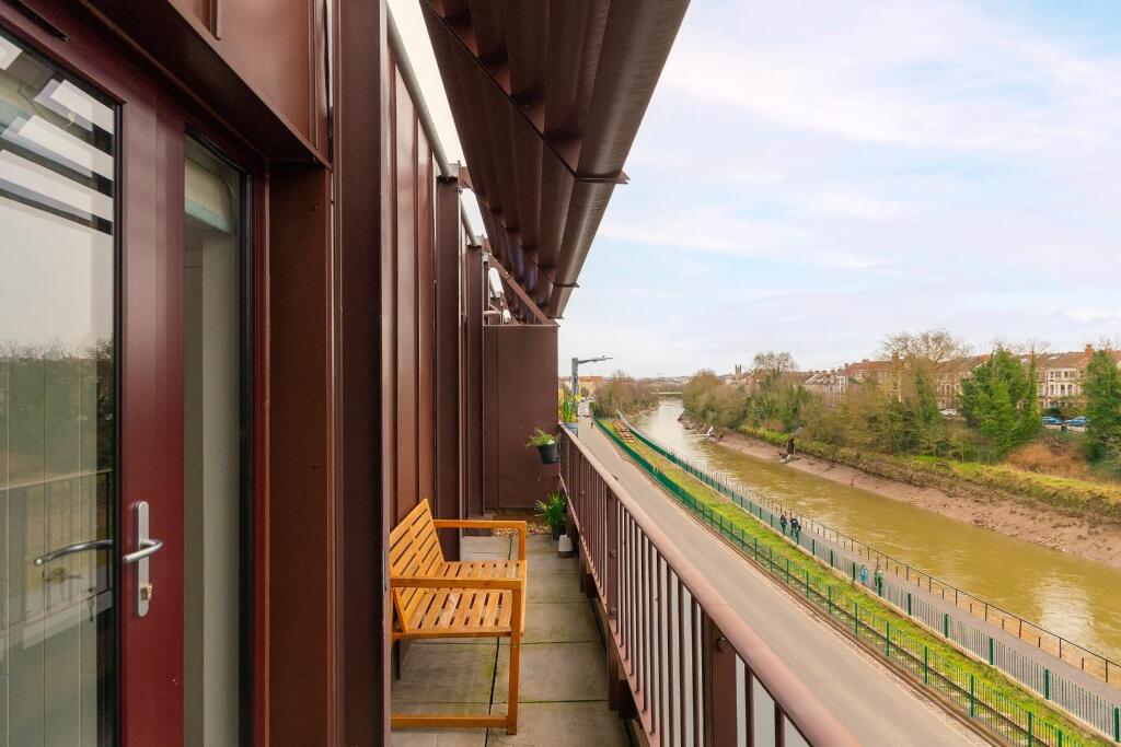 Apartment in Bristol, City of Bristol - View 3