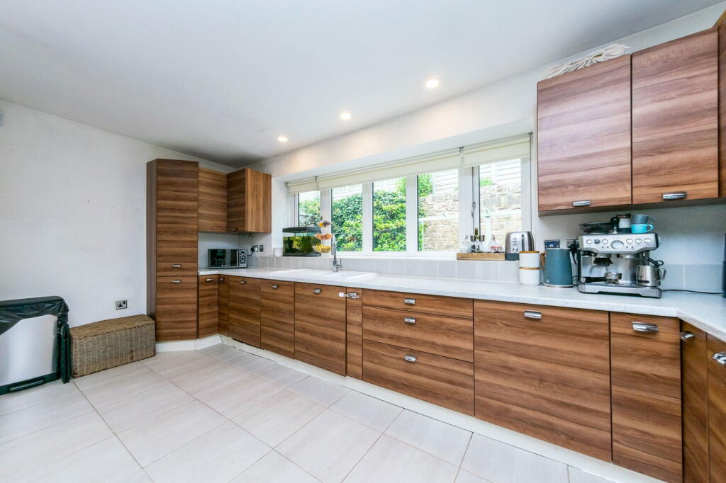 House in Kirklees, West Yorkshire - View 4