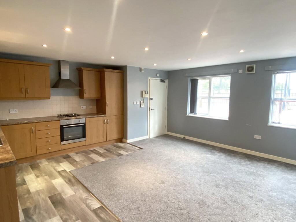 Bradford Road, East Bierley, Bradford, West Yorkshire, BD4 photo 4