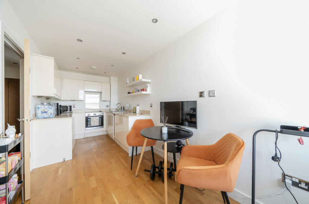 Main image of property: High Street, Beckenham, BR3