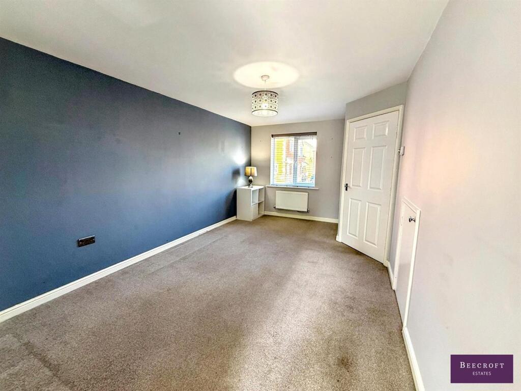 Highfield Grange Close, Wombwell, Barnsley - View 3