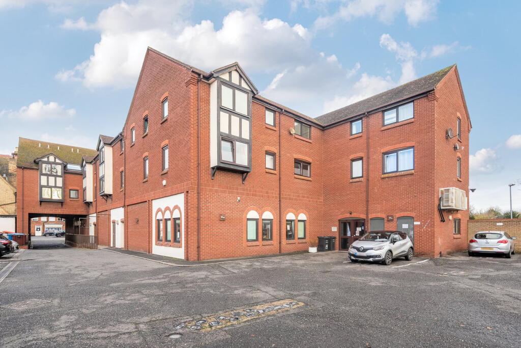 Main image of property: High Street, Shefford, SG17