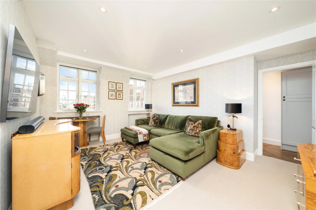 Main image of property: Whiteheads Grove, London, SW3