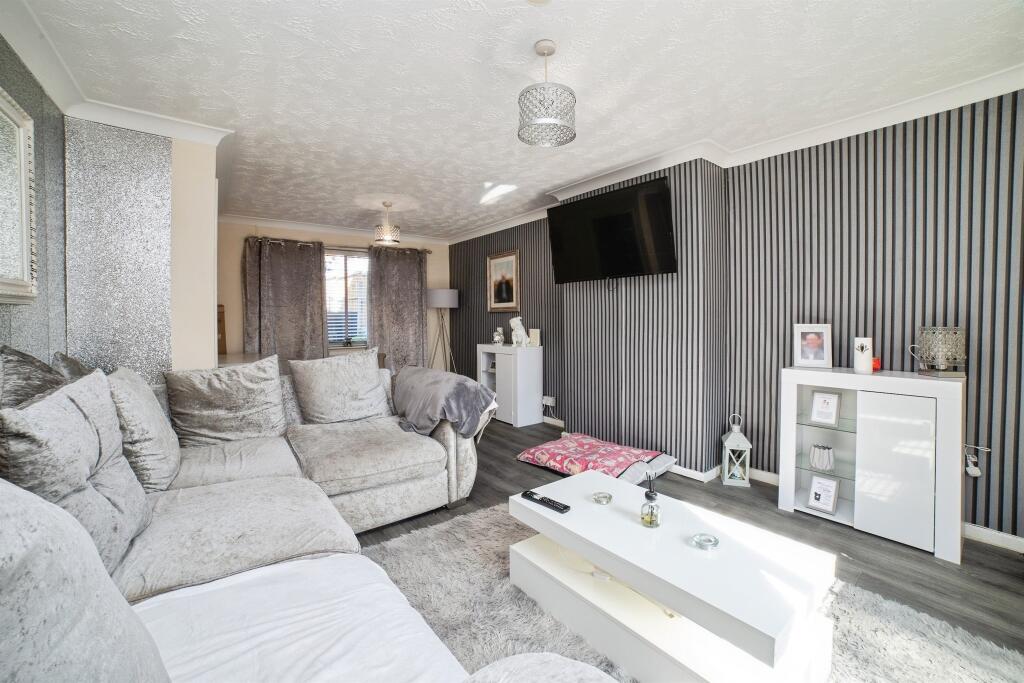 House in Bolsover, Shirebrook - View 4