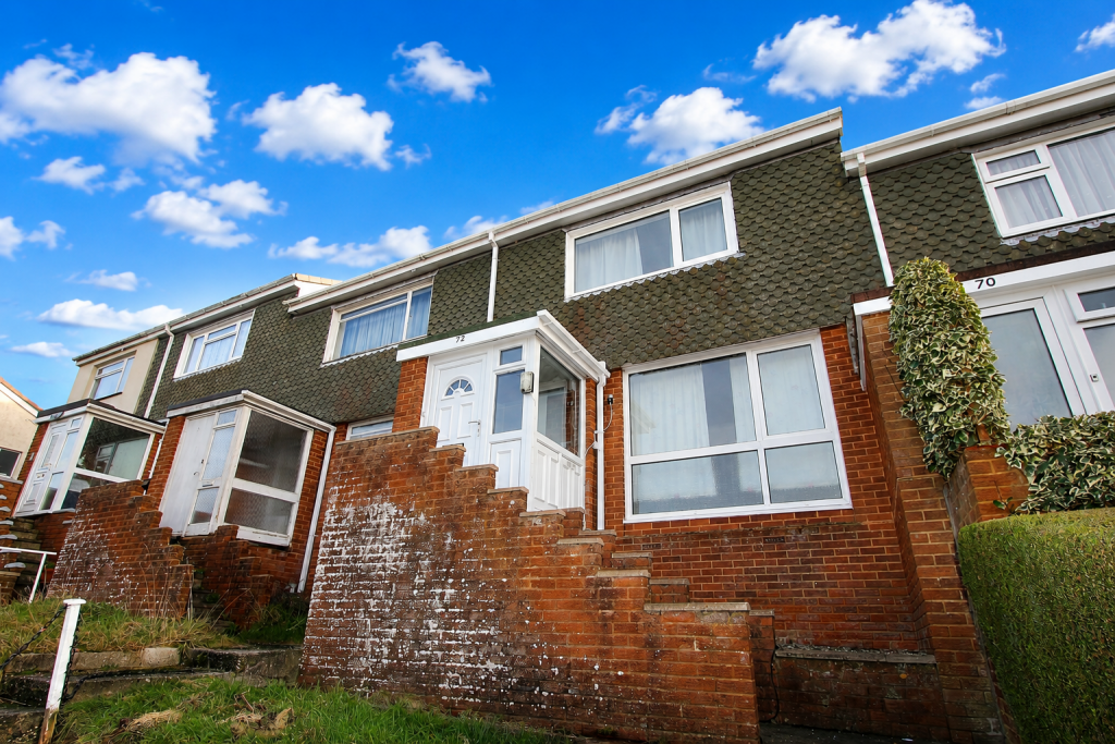 Main image of property: 72 Waterleat Avenue, Paignton, Devon, TQ3 3UJ