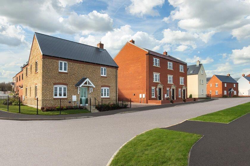 House in Towcester, West Northamptonshire - More