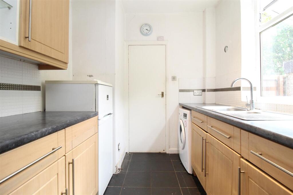 House in Leeds - View 5