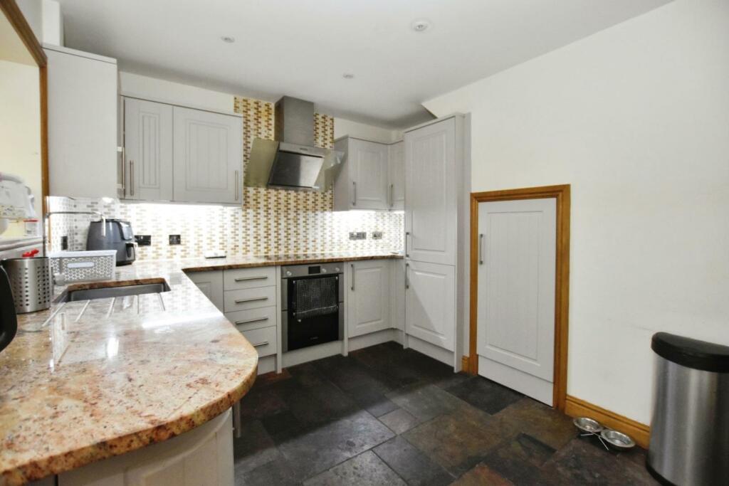 House in Bristol, Withywood - More