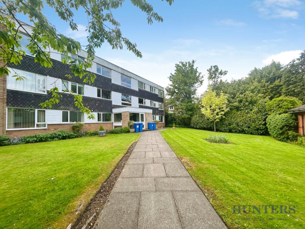 Main image of property: Chadley Close, Solihull B91 2DD