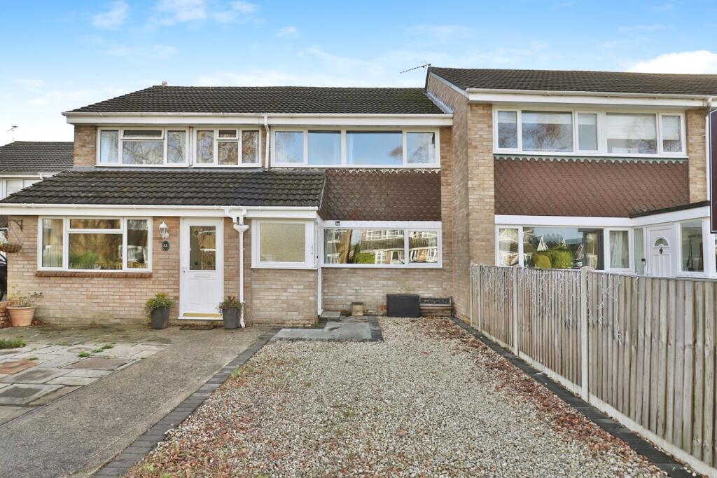 Heathfield Road, WEST MOORS, Ferndown, Dorset, BH22